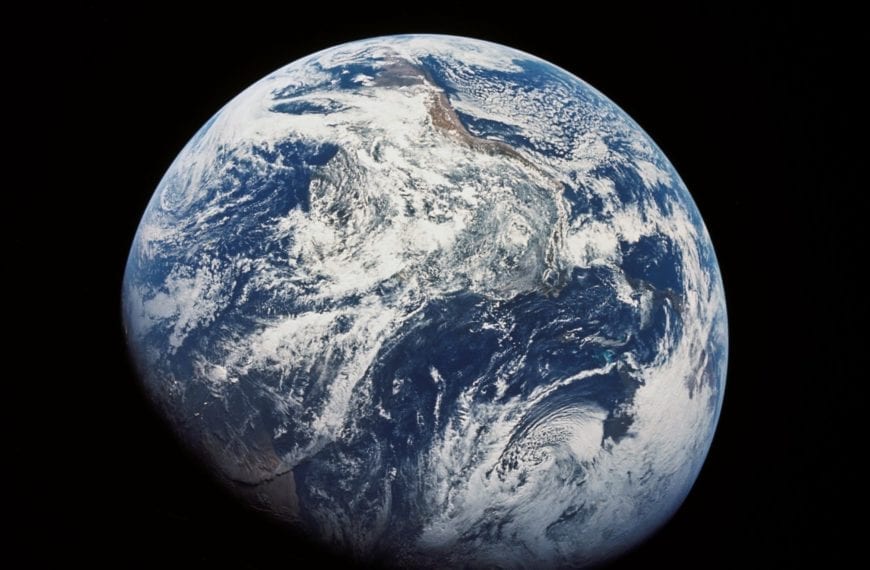 COOL CLASSES: “The Earth: Ethics and Politics”