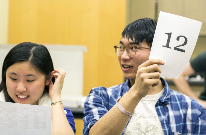 Bidding for Senior Week