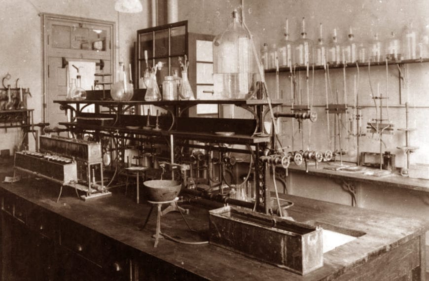 COOL CLASSES: “The Biology Behind Breakthroughs in Health and Medicine”