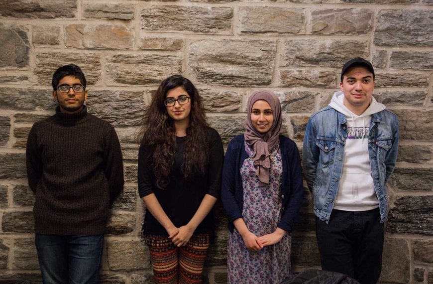 CLUB LIFE: Joining in Muslim Community