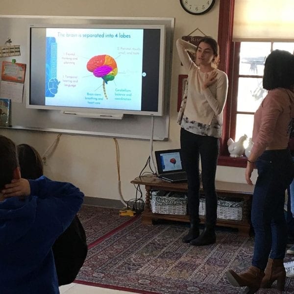 CLUB LIFE: Neuroscience Club Brainstorms New Ideas