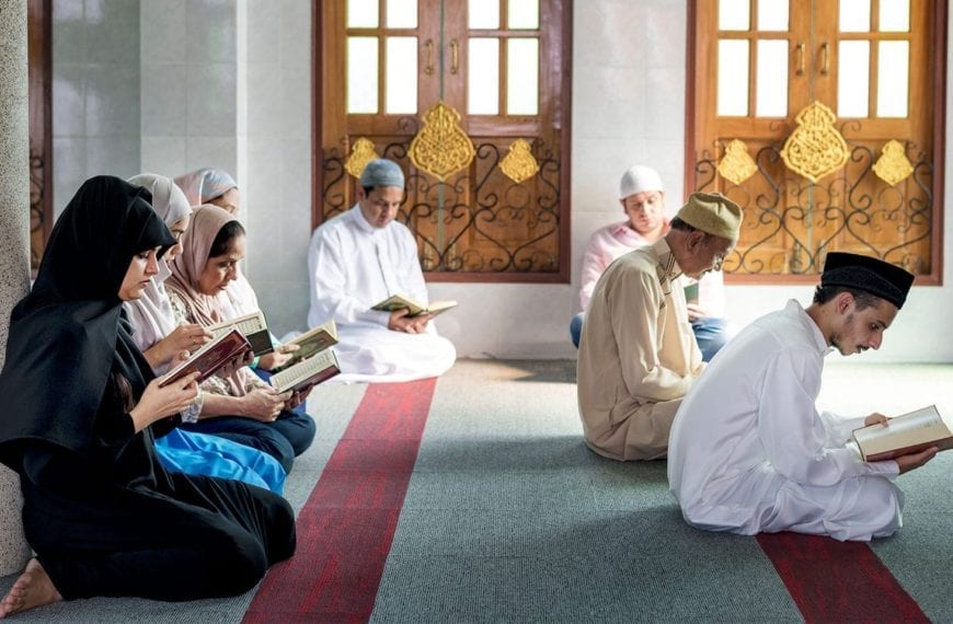 COOL CLASSES: “The Sense and Senses of Islam”