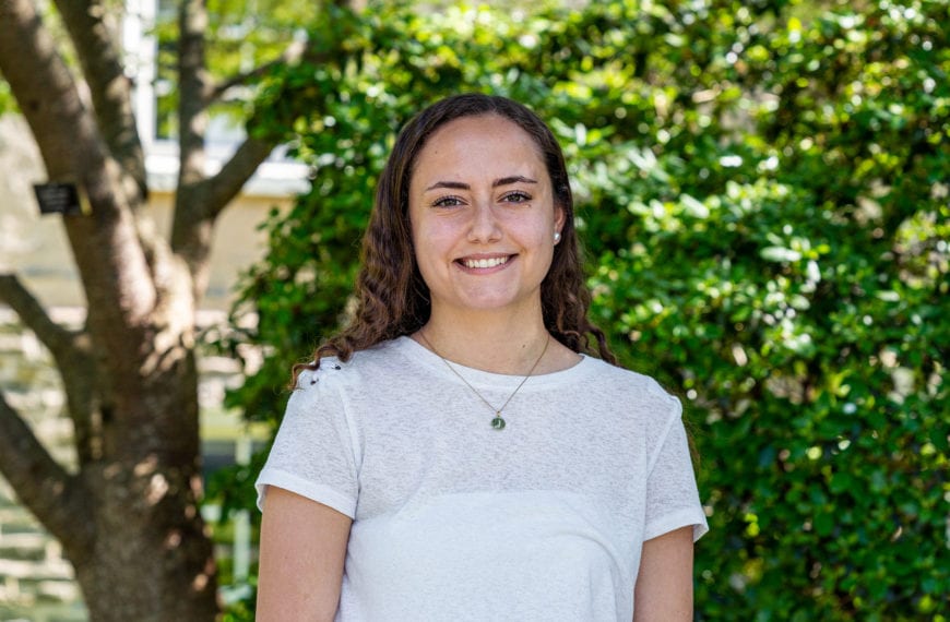 Headshot of Julia Pascarella '21