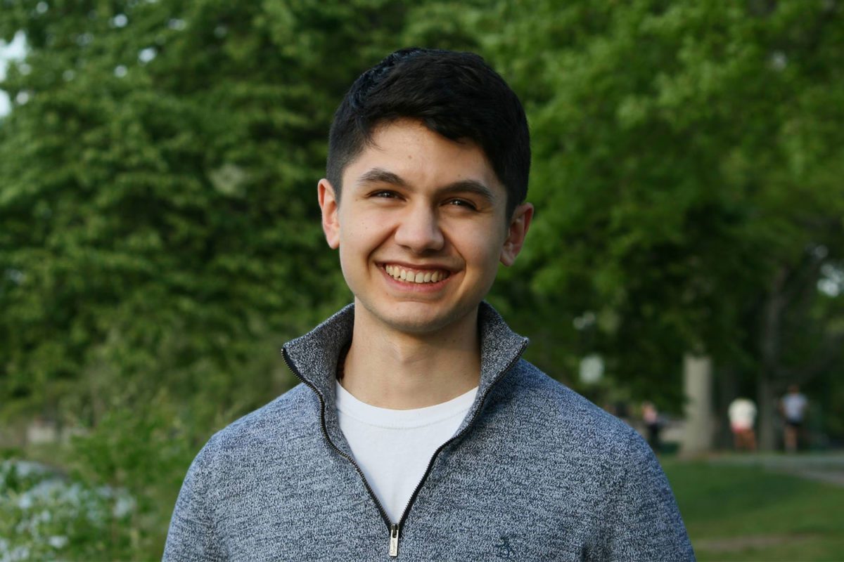 Headshot of Leonard Gadicke