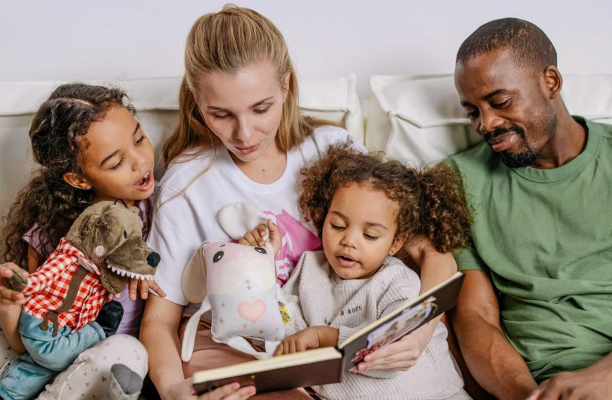 COOL CLASSES: “‘Sociology of Family: Pop Culture, Law, and Public Policy”