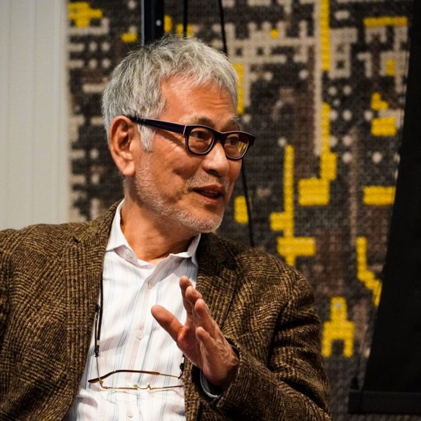 Shuzo Azuchi Gulliver talks at his presentation in VCAM. Photo by Reesha Gandhi '24.