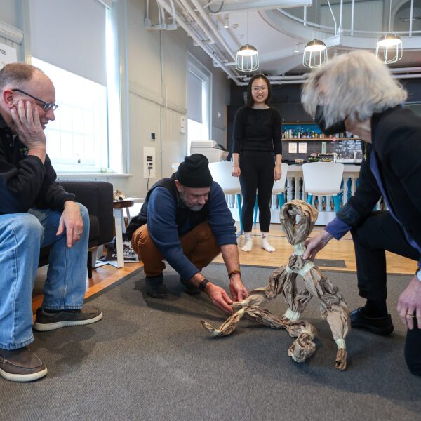 Exploring Puppetry and Performance with Honglan Huang ’16