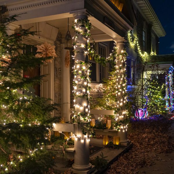 Merry and Bright, Courtesy of Lloyd Lights